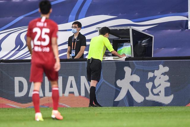 CBA夏联-郑昊燃7记三分砍27分 天津大胜广州